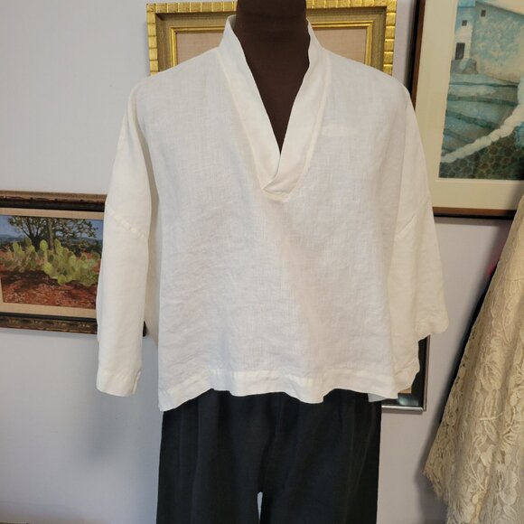 Eskandar European Design Crop Top in 100% Linen - Picture 1 of 3
